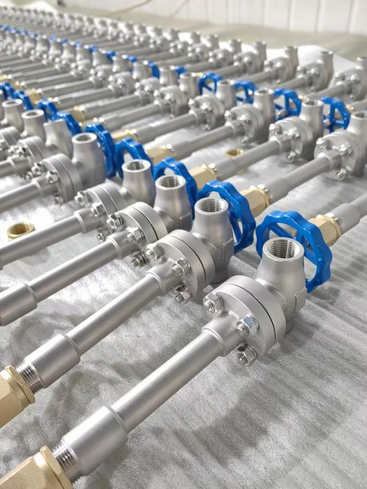 DJ61F-50P Cryogenic Globe Valve with PTFE Seal for -196°C to +80°C Applications and 5.0Mpa Maximum Pressure in 3/8''-4'' Size